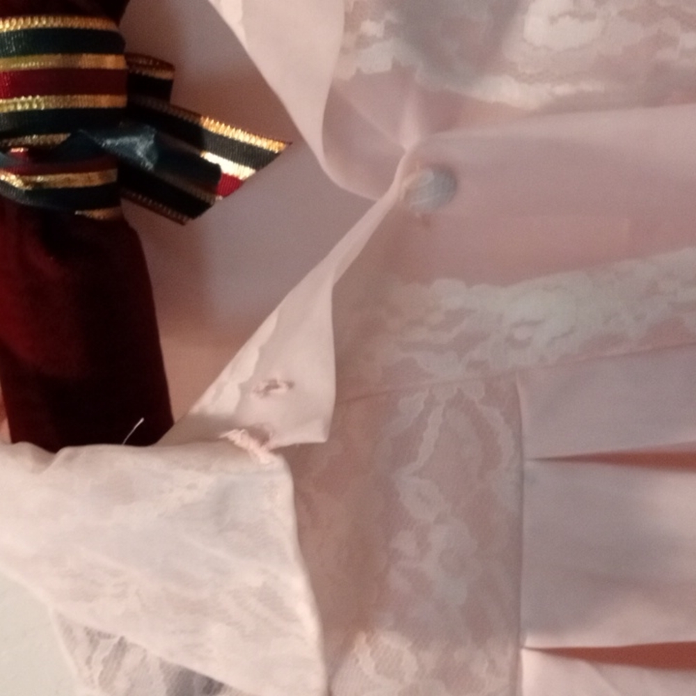 Bedjacket - Picture 2 of 2